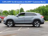 2025 Volkswagen Atlas Cross Sport 2.0T SE w/Technology Oshkosh WI