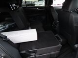 2025 Volkswagen Atlas Cross Sport 2.0T SE w/Technology Oshkosh WI