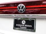2025 Volkswagen Atlas Cross Sport 2.0T SE w/Technology Oshkosh WI