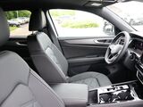 2025 Volkswagen Atlas Cross Sport 2.0T SE w/Technology Oshkosh WI