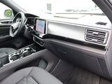 2025 Volkswagen Atlas Cross Sport 2.0T SE w/Technology Oshkosh WI