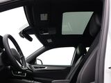 2025 Volkswagen Atlas Cross Sport 2.0T SE w/Technology Oshkosh WI