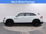 2025 Volkswagen Atlas Cross Sport 2.0T SE w/Technology Oshkosh WI