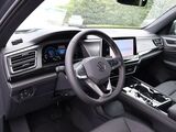2025 Volkswagen Atlas Cross Sport 2.0T SE w/Technology Oshkosh WI