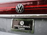 2025 Volkswagen Atlas Cross Sport 2.0T SE w/Technology Oshkosh WI