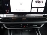 2025 Volkswagen Atlas Cross Sport 2.0T SE w/Technology Oshkosh WI
