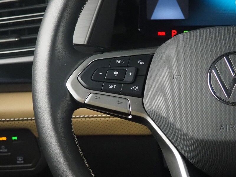 2025 Volkswagen Atlas Cross Sport 2.0T SE w/Technology *PANORAMA MOONROOF, ADAPTIVE CRUISE, SAFETY ALERTS, BACKUP-CAMERA, COLOR TOUCHSCREEN, CLIMATE SEATS, HEATED STEERING, POWER LIFTGATE, REMOTE START, WIRELESS CHARGING, ANDROID & APPLE Round Rock TX