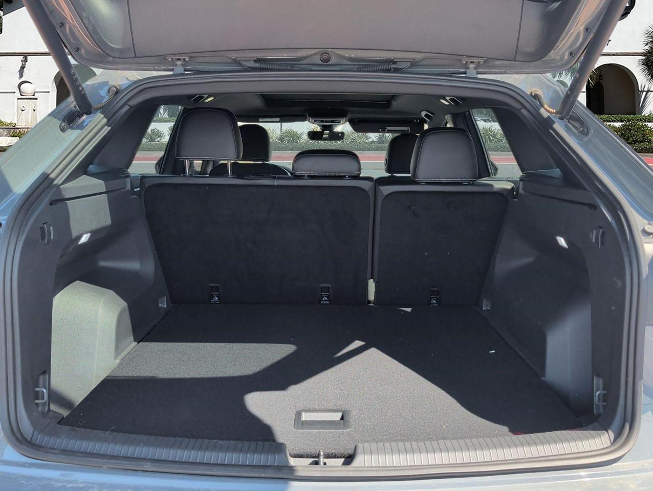 2025 Volkswagen Atlas Cross Sport 2.0T SE w/Technology San Juan TX