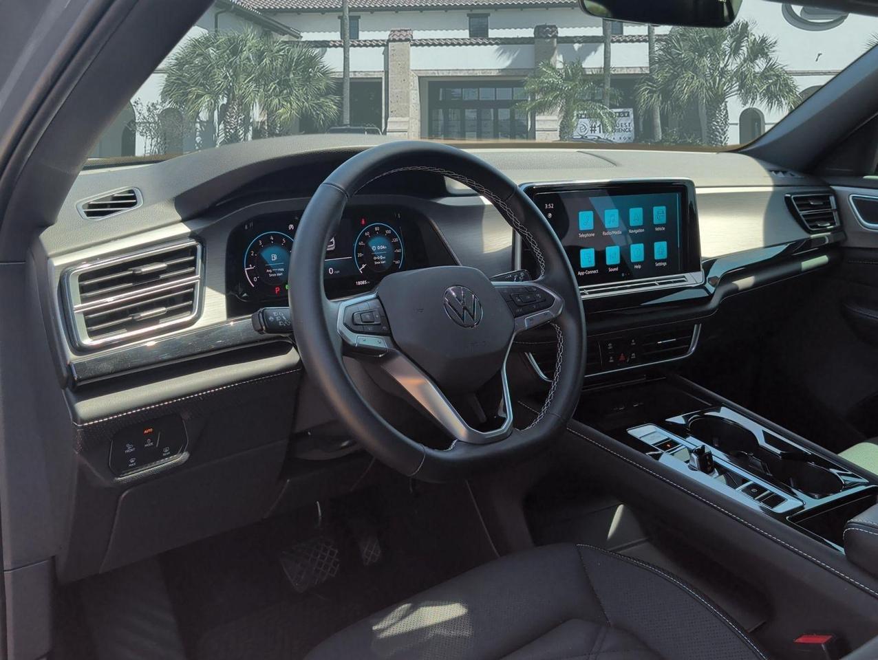 2025 Volkswagen Atlas Cross Sport 2.0T SE w/Technology San Juan TX
