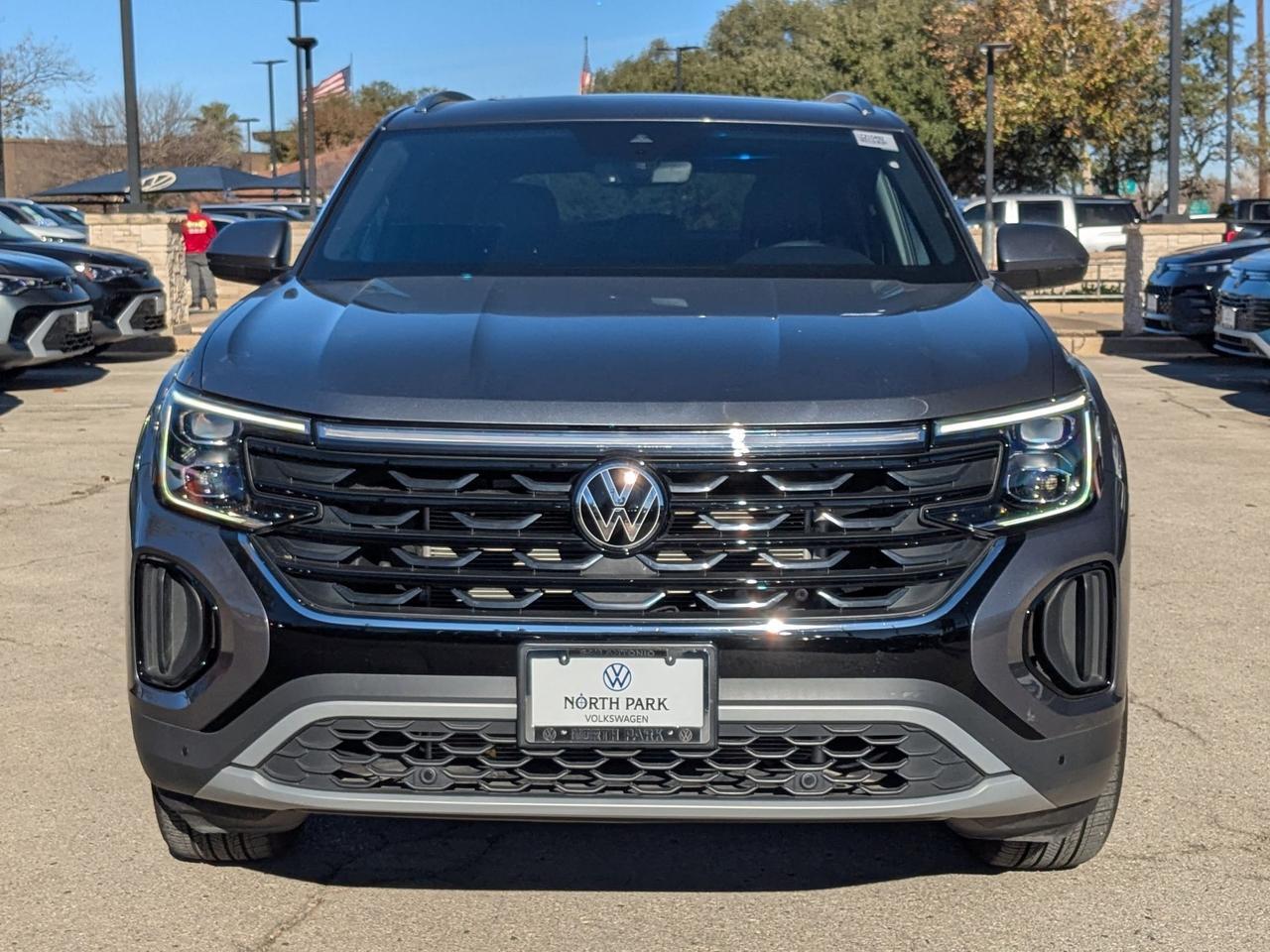 2025 Volkswagen Atlas Cross Sport 2.0T SE w/Technology San Antonio TX