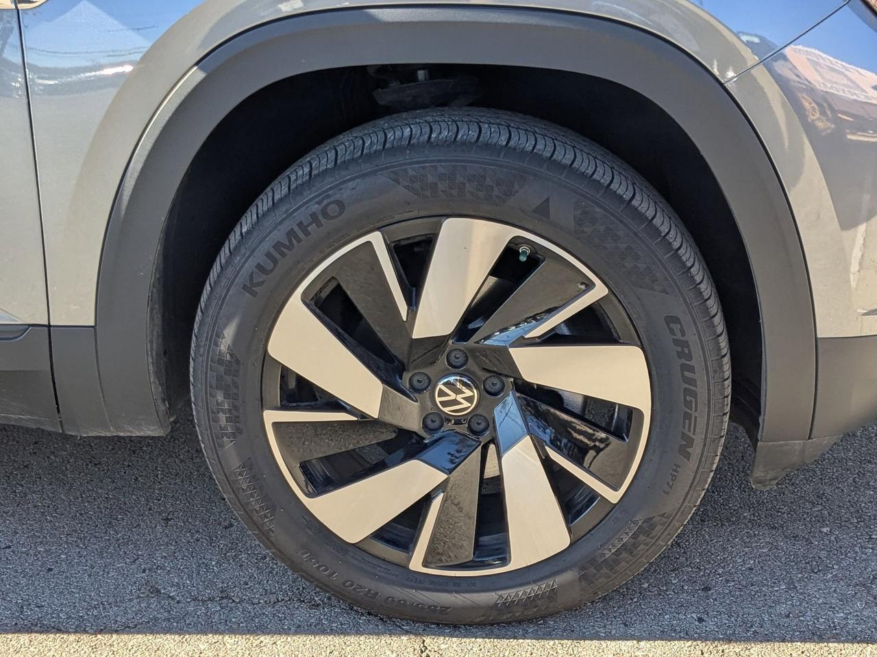 2025 Volkswagen Atlas Cross Sport 2.0T SE w/Technology San Antonio TX