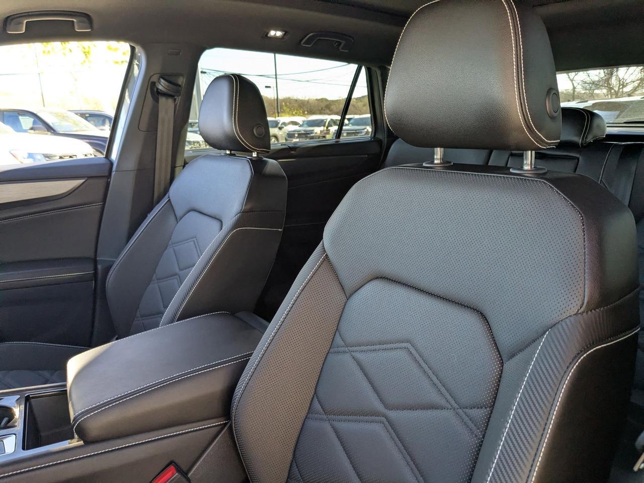 2025 Volkswagen Atlas Cross Sport 2.0T SE w/Technology San Antonio TX