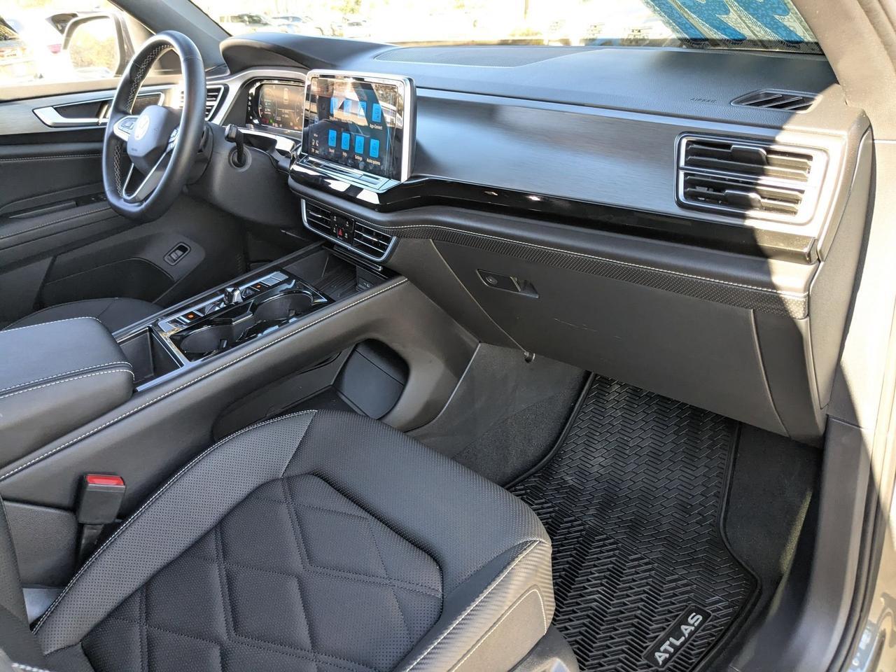 2025 Volkswagen Atlas Cross Sport 2.0T SE w/Technology San Antonio TX