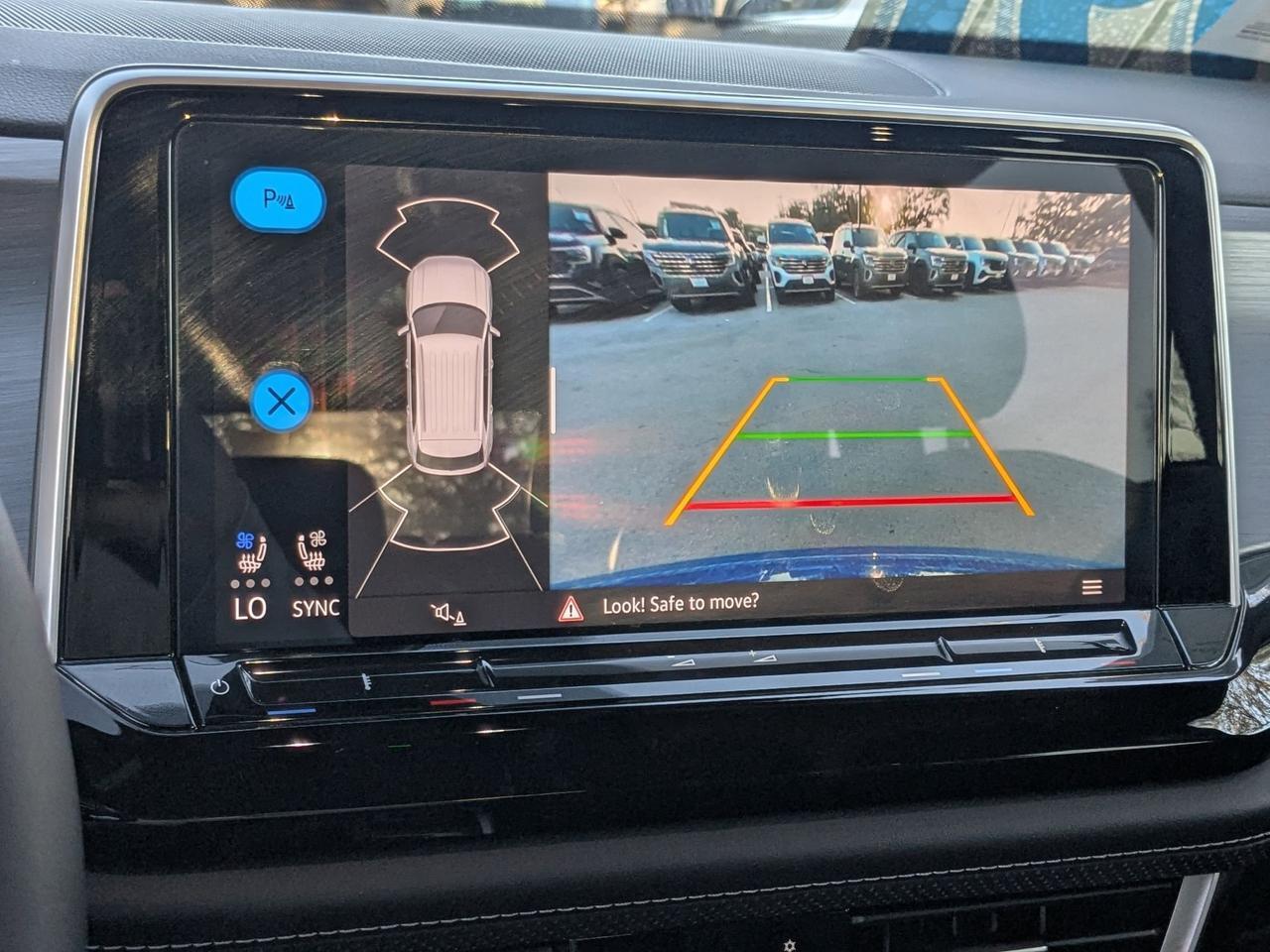 2025 Volkswagen Atlas Cross Sport 2.0T SE w/Technology San Antonio TX