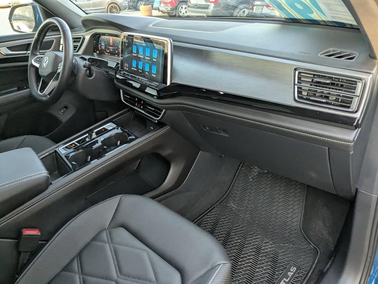 2025 Volkswagen Atlas Cross Sport 2.0T SE w/Technology San Antonio TX