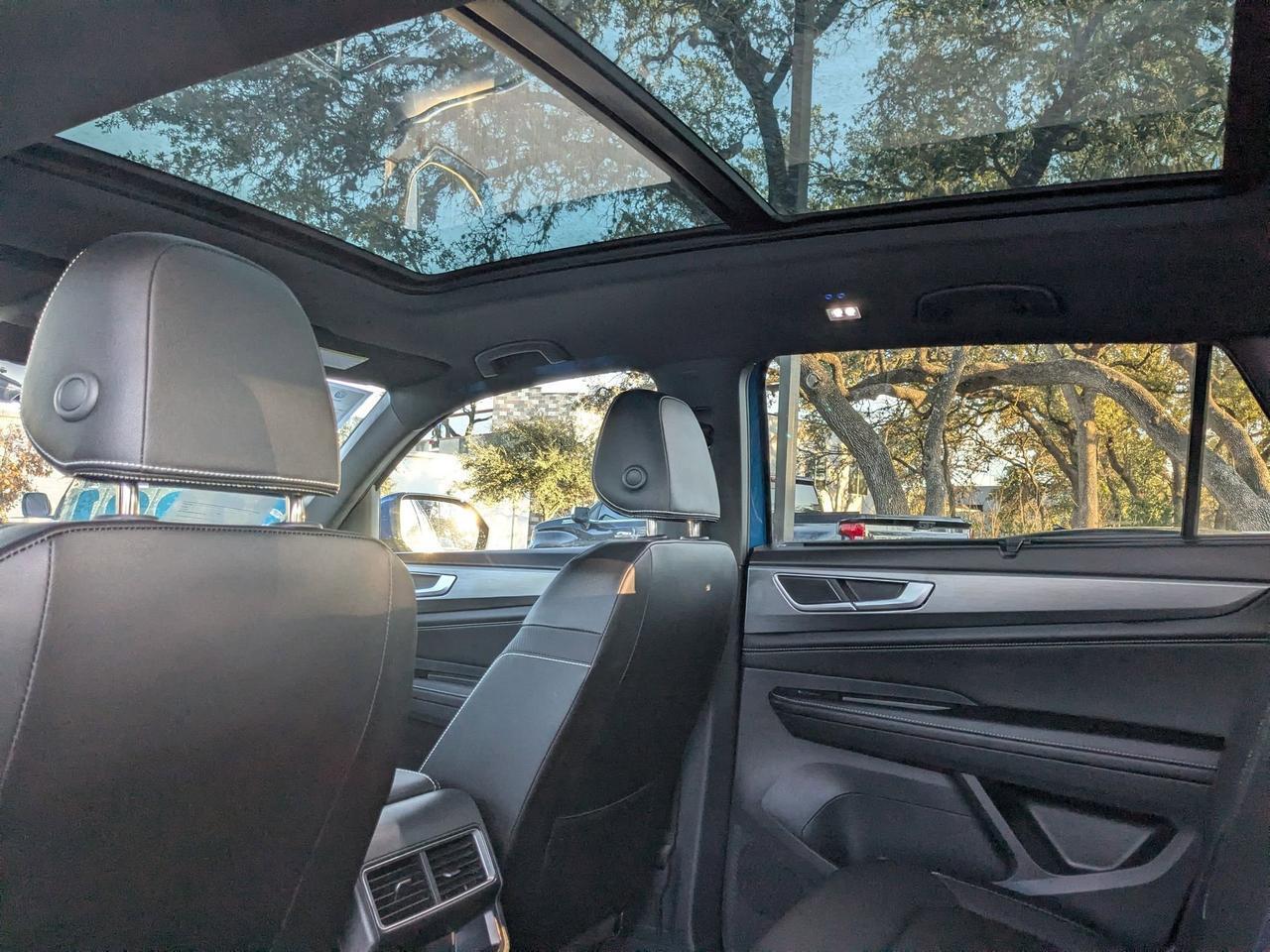 2025 Volkswagen Atlas Cross Sport 2.0T SE w/Technology San Antonio TX