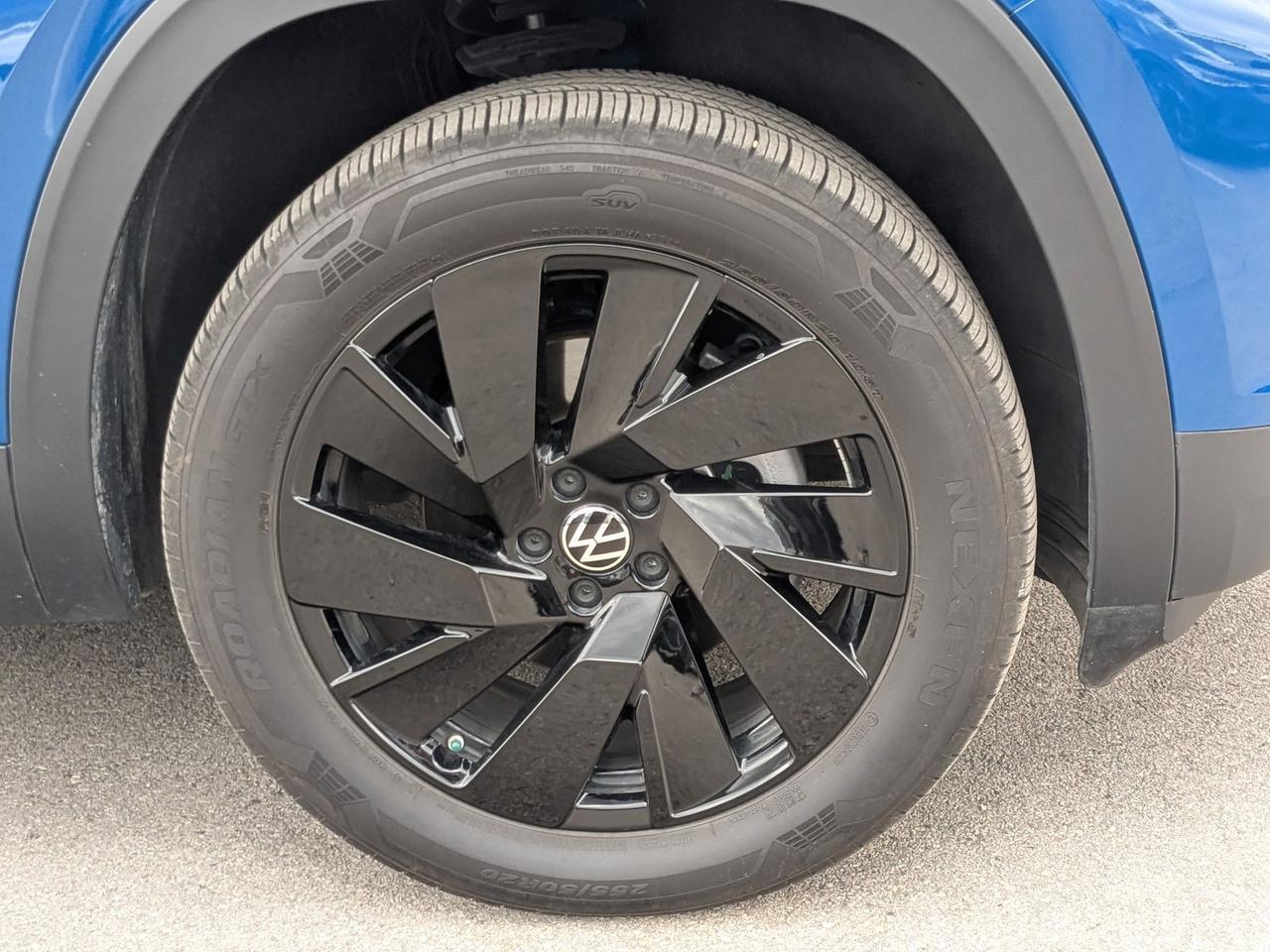 2025 Volkswagen Atlas Cross Sport 2.0T SE w/Technology San Antonio TX