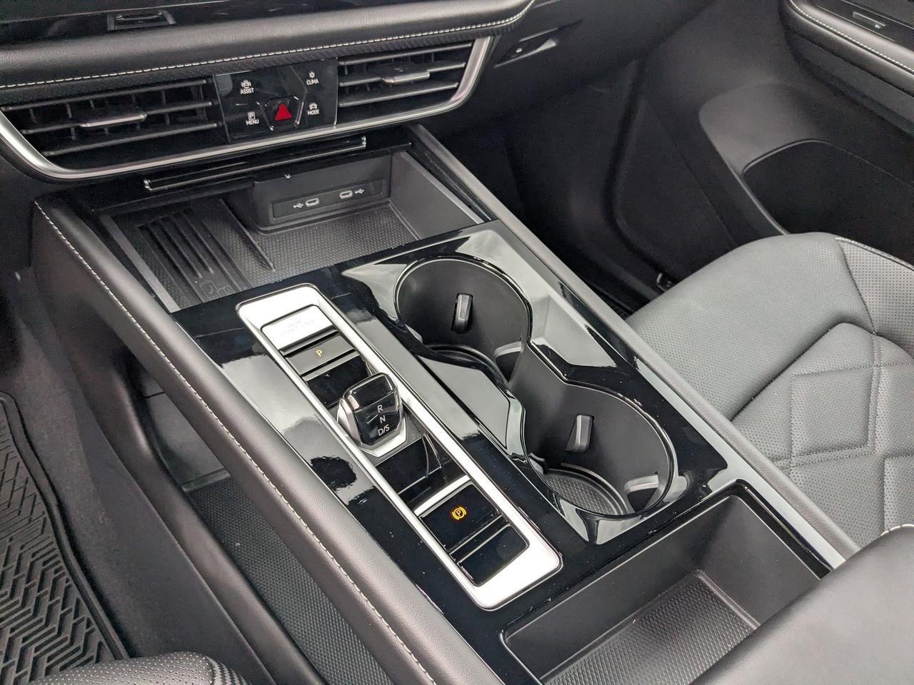 2025 Volkswagen Atlas Cross Sport 2.0T SE w/Technology San Antonio TX