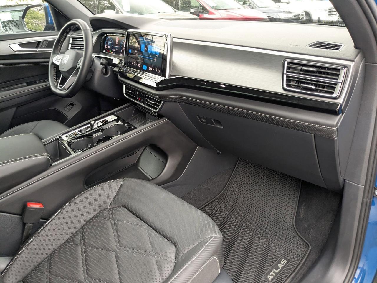 2025 Volkswagen Atlas Cross Sport 2.0T SE w/Technology San Antonio TX