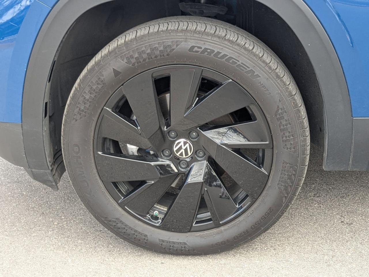 2025 Volkswagen Atlas Cross Sport 2.0T SE w/Technology San Antonio TX