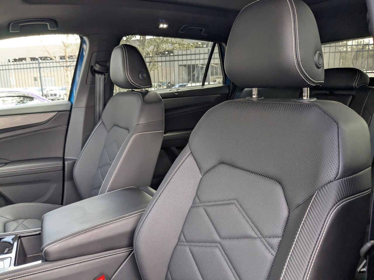 2025 Volkswagen Atlas Cross Sport 2.0T SE w/Technology San Antonio TX