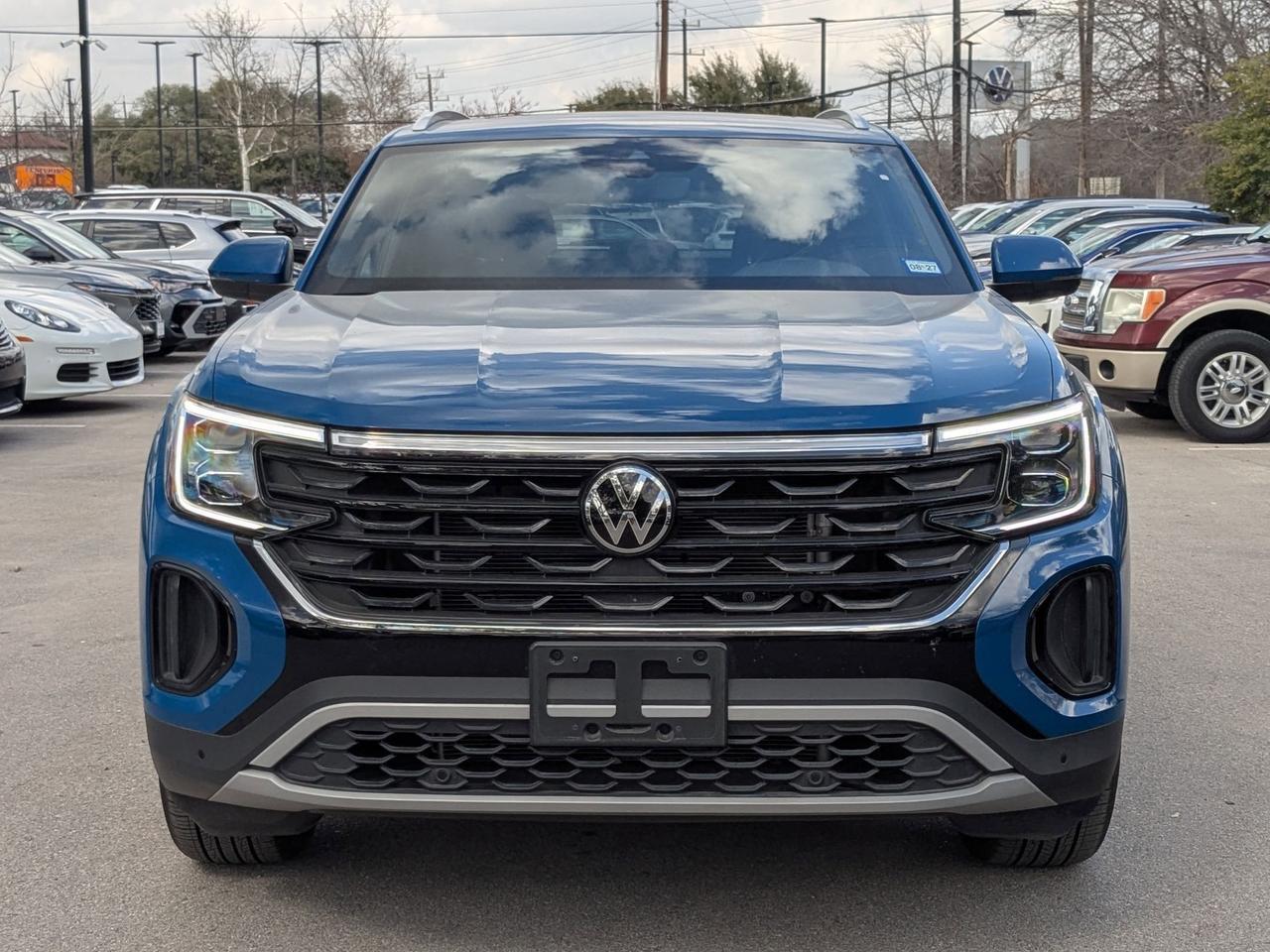 2025 Volkswagen Atlas Cross Sport 2.0T SE w/Technology San Antonio TX