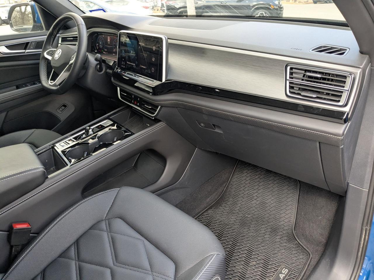 2025 Volkswagen Atlas Cross Sport 2.0T SE w/Technology San Antonio TX