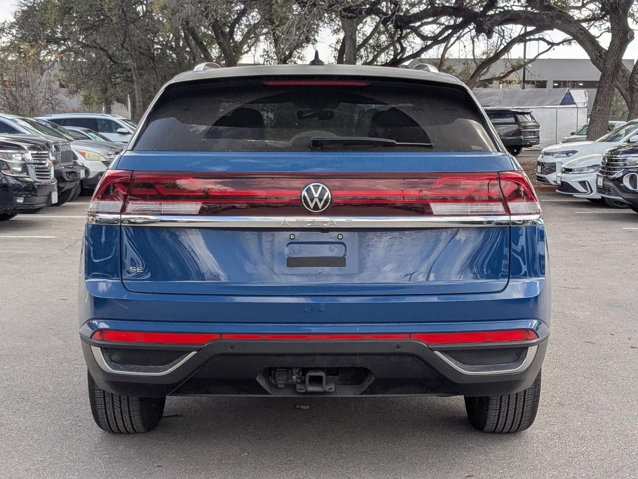 2025 Volkswagen Atlas Cross Sport 2.0T SE w/Technology San Antonio TX