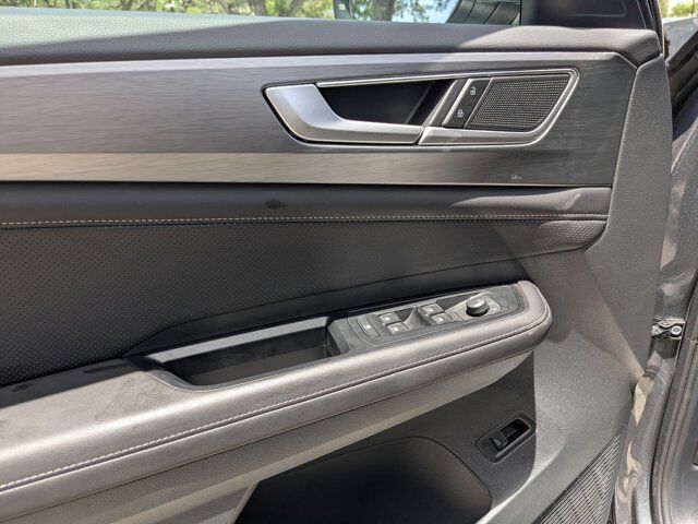 2025 Volkswagen Atlas Cross Sport 2.0T SE w/Technology San Antonio TX