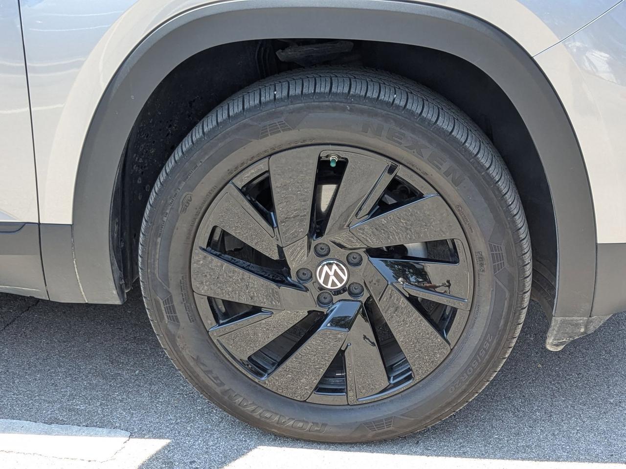 2025 Volkswagen Atlas Cross Sport 2.0T SE w/Technology San Antonio TX