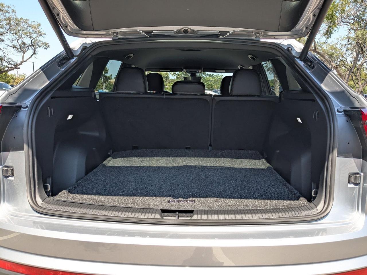 2025 Volkswagen Atlas Cross Sport 2.0T SE w/Technology San Antonio TX