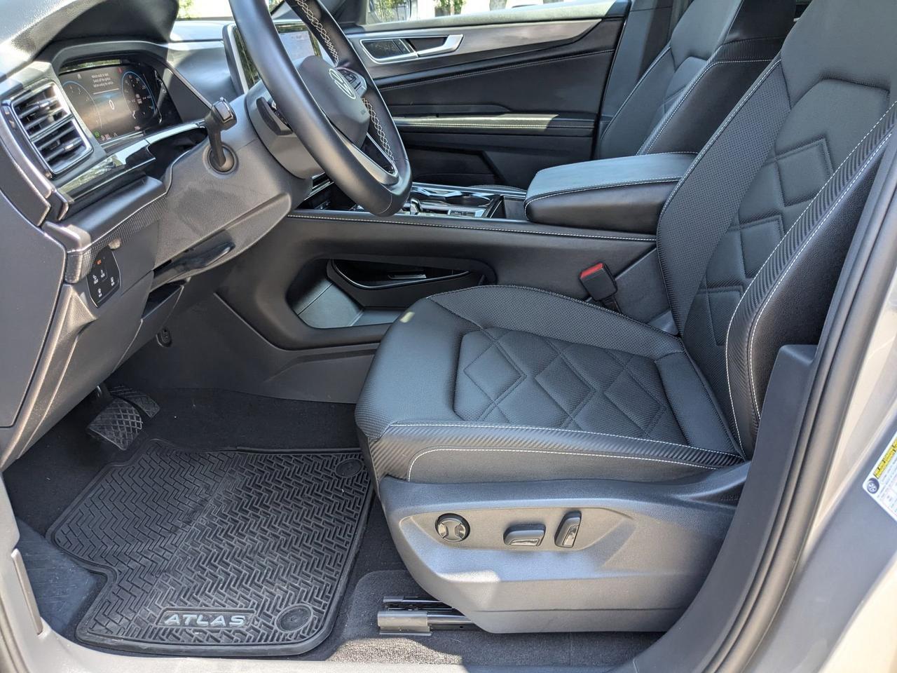 2025 Volkswagen Atlas Cross Sport 2.0T SE w/Technology San Antonio TX