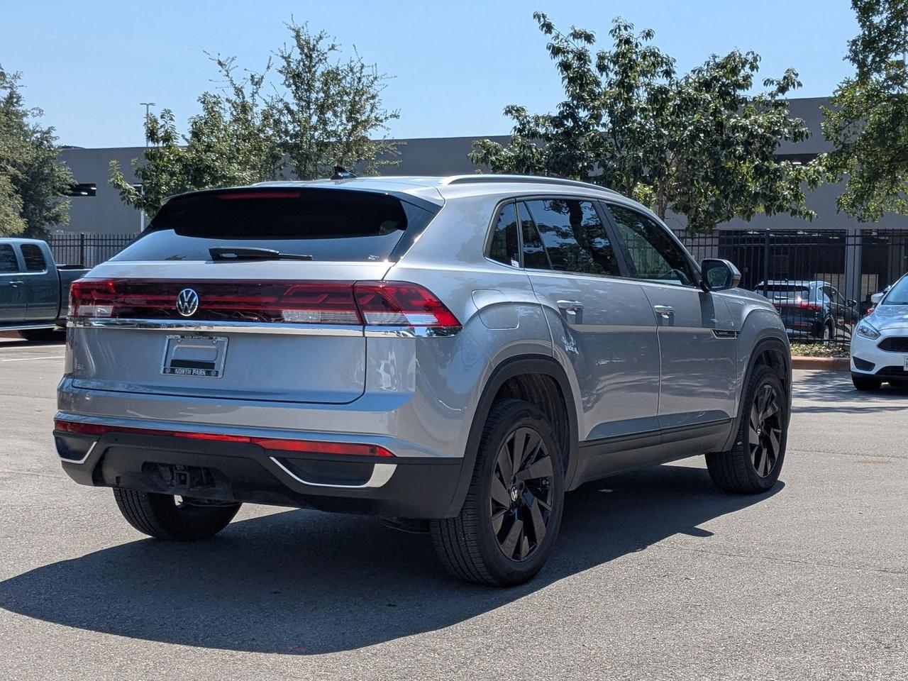2025 Volkswagen Atlas Cross Sport 2.0T SE w/Technology San Antonio TX