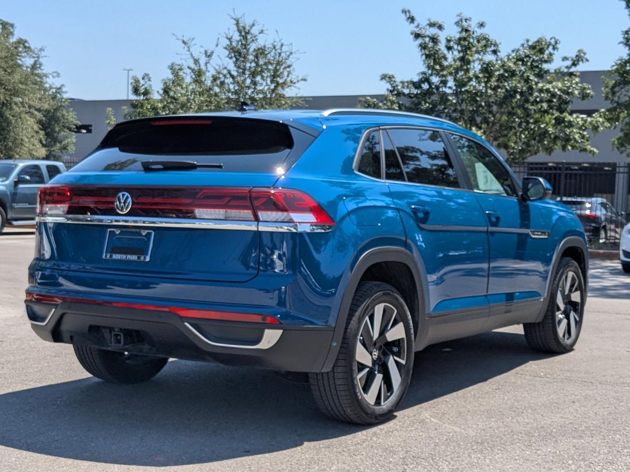 2025 Volkswagen Atlas Cross Sport 2.0T SE w/Technology San Antonio TX
