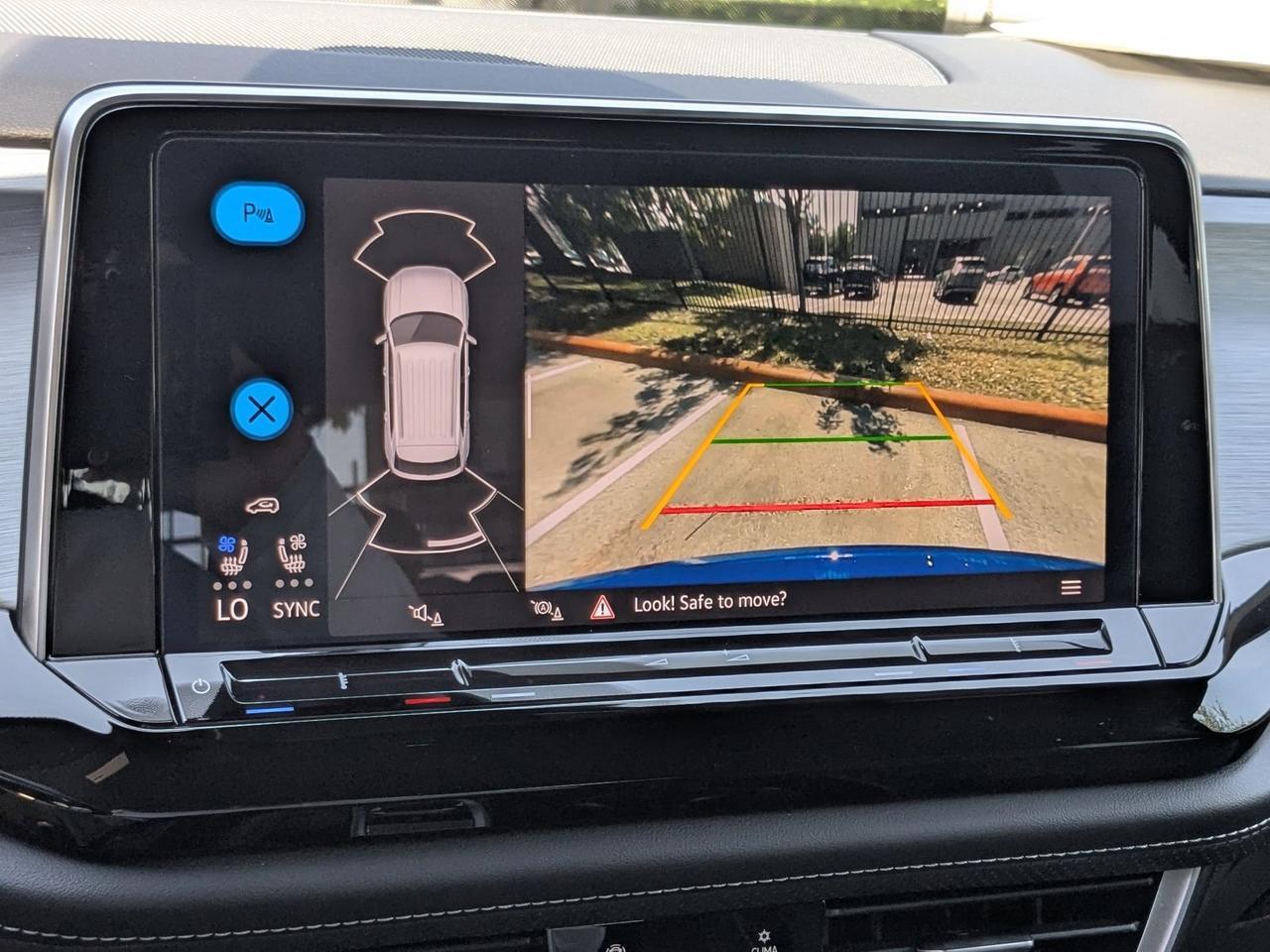 2025 Volkswagen Atlas Cross Sport 2.0T SE w/Technology San Antonio TX