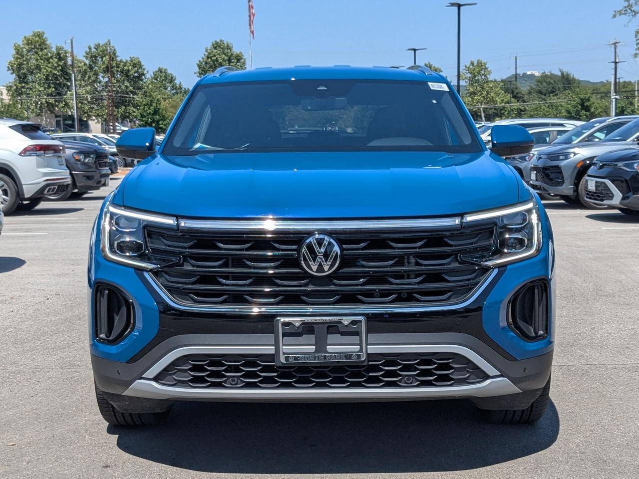 2025 Volkswagen Atlas Cross Sport 2.0T SE w/Technology San Antonio TX