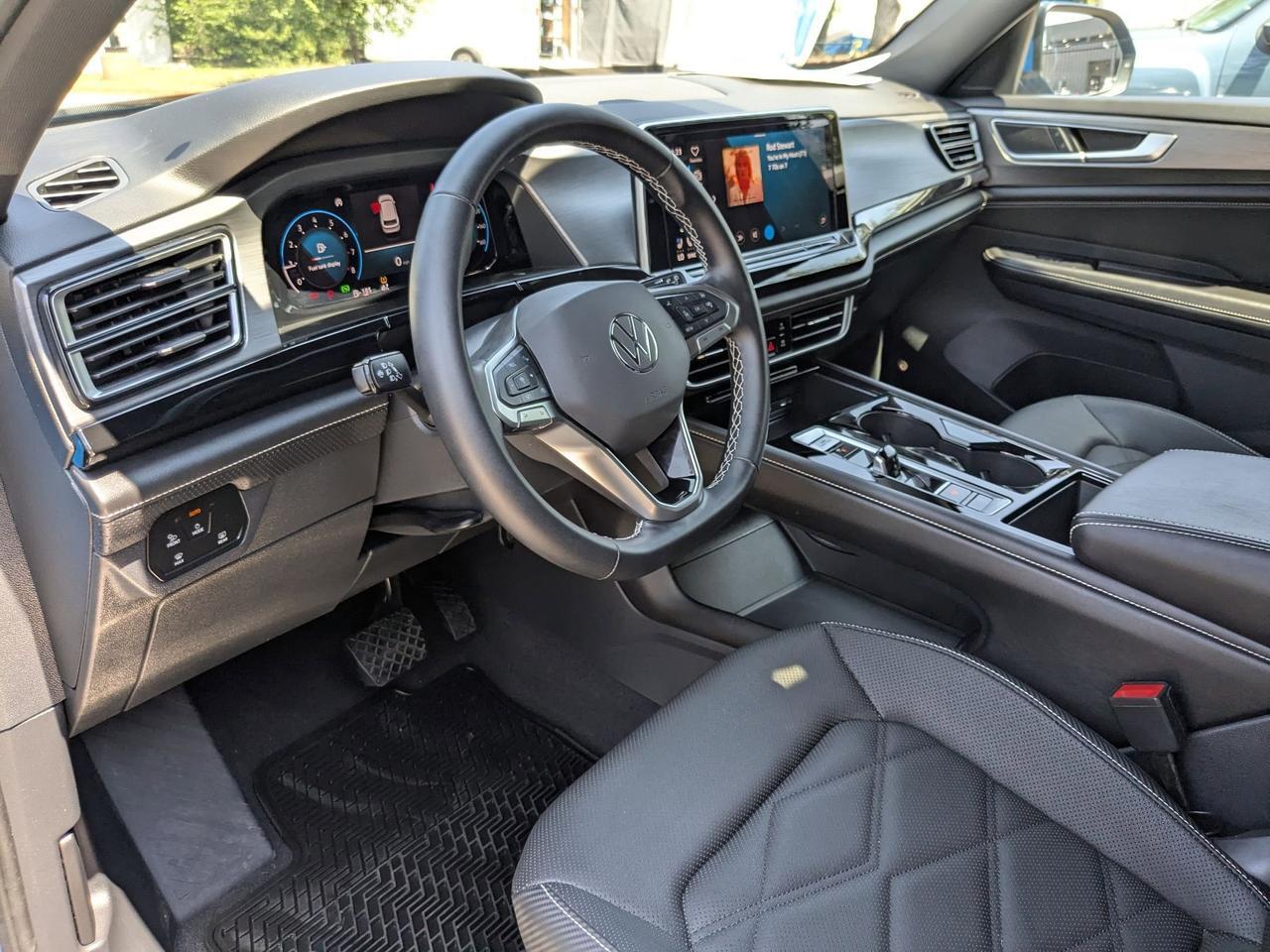 2025 Volkswagen Atlas Cross Sport 2.0T SE w/Technology San Antonio TX