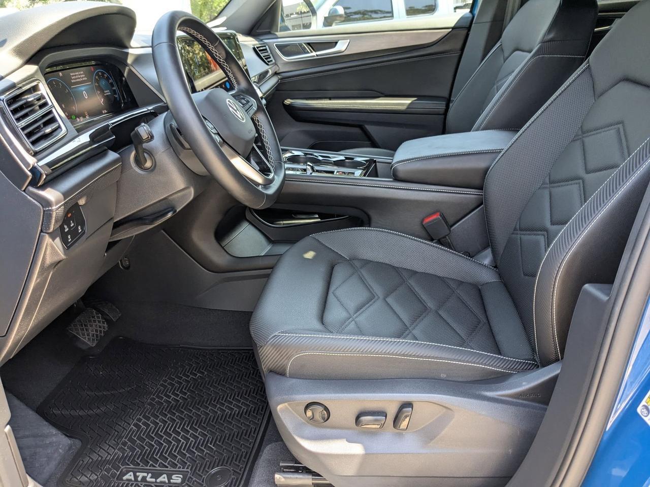 2025 Volkswagen Atlas Cross Sport 2.0T SE w/Technology San Antonio TX