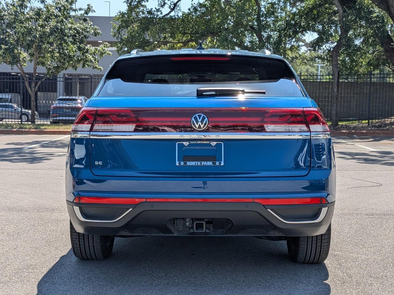 2025 Volkswagen Atlas Cross Sport 2.0T SE w/Technology San Antonio TX