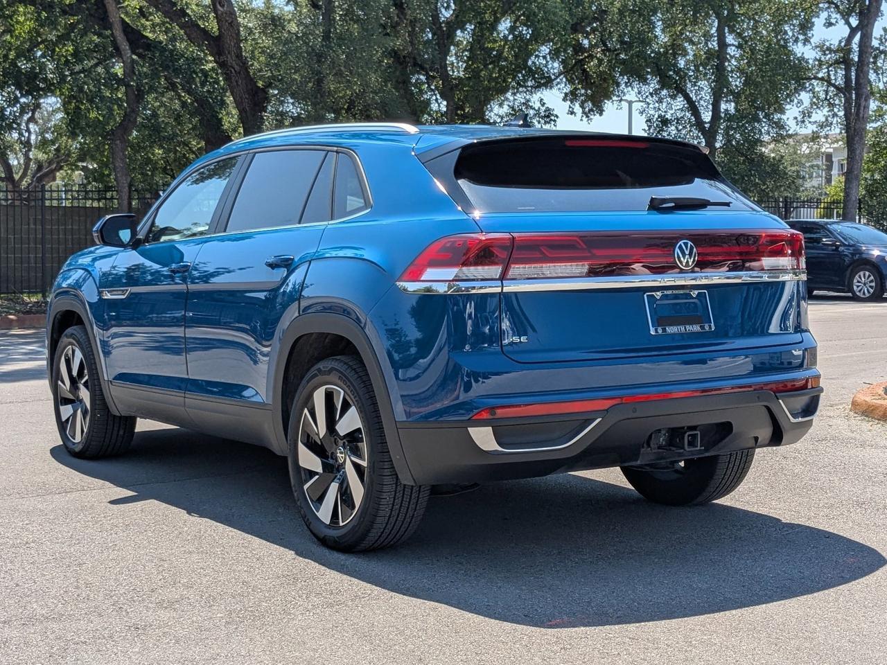2025 Volkswagen Atlas Cross Sport 2.0T SE w/Technology San Antonio TX