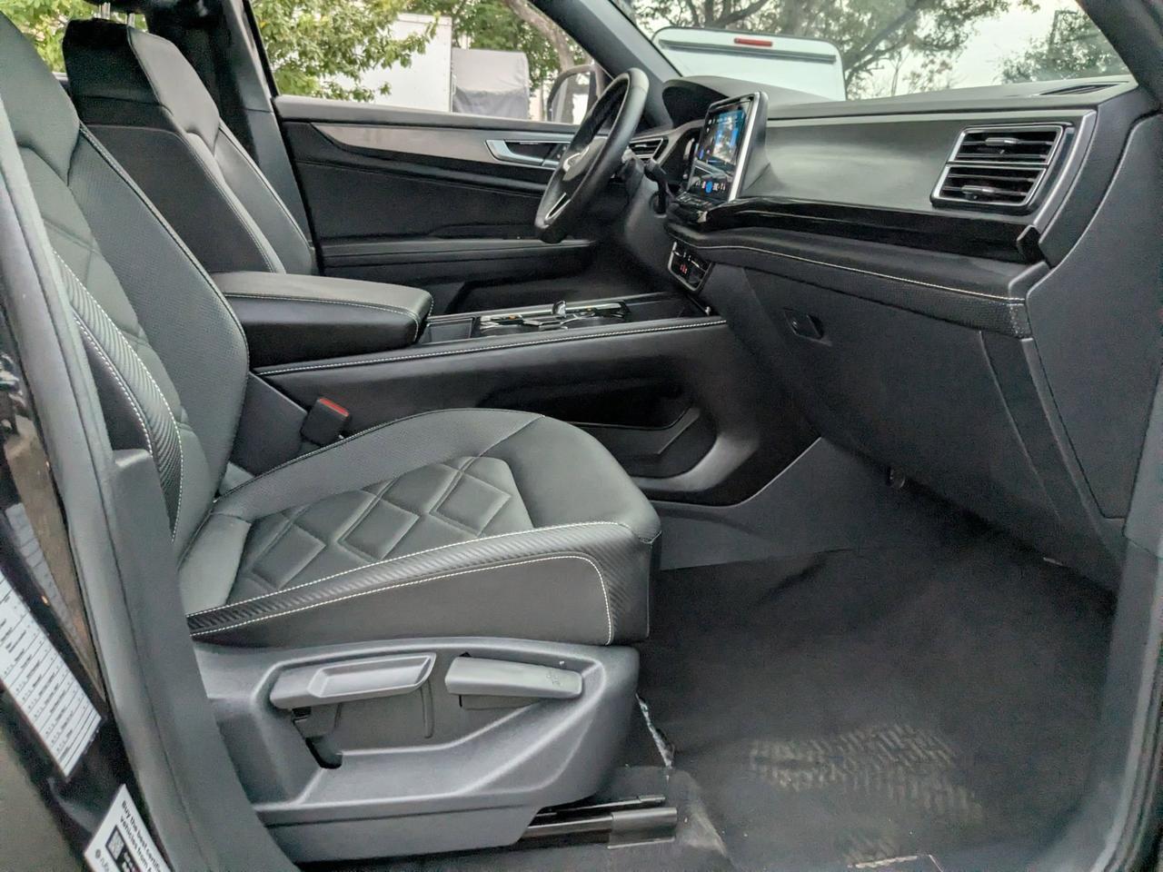 2025 Volkswagen Atlas Cross Sport 2.0T SE w/Technology San Antonio TX