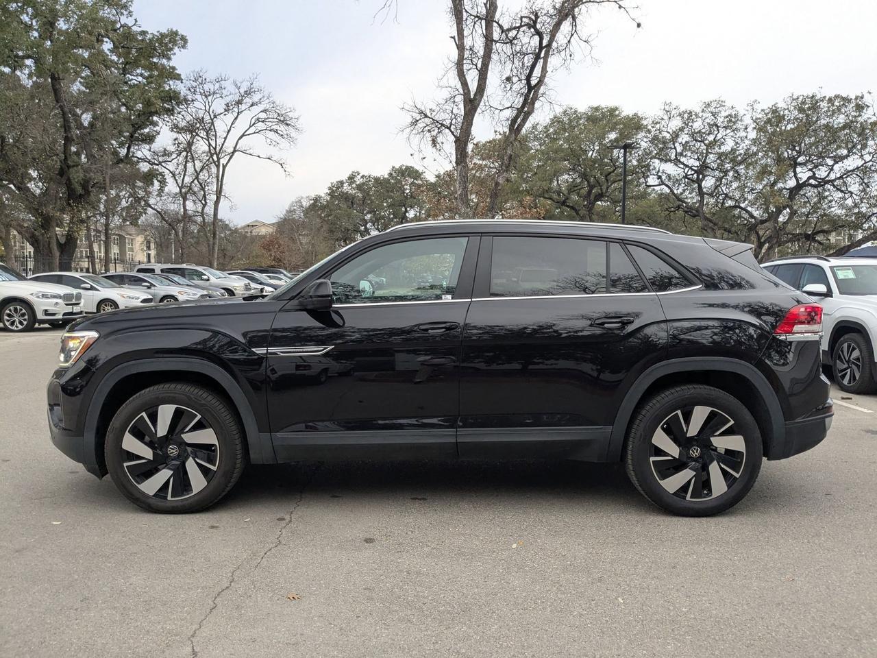 2025 Volkswagen Atlas Cross Sport 2.0T SE w/Technology San Antonio TX