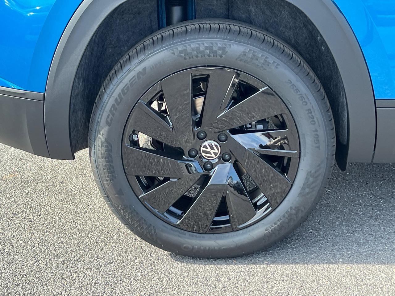 2025 Volkswagen Atlas Cross Sport 2.0T SE w/Technology Hagerstown MD