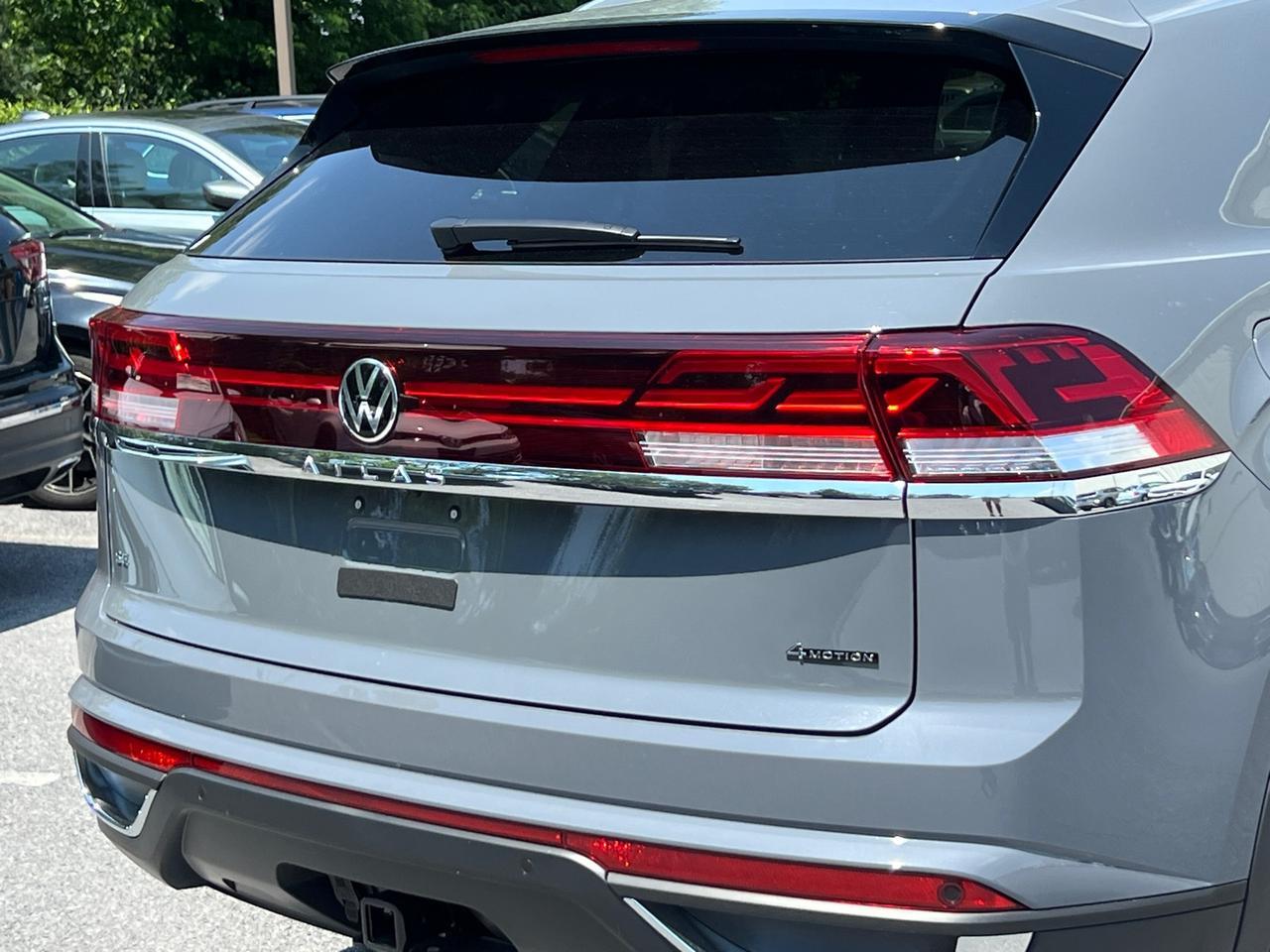 2025 Volkswagen Atlas Cross Sport 2.0T SE w/Technology Hagerstown MD