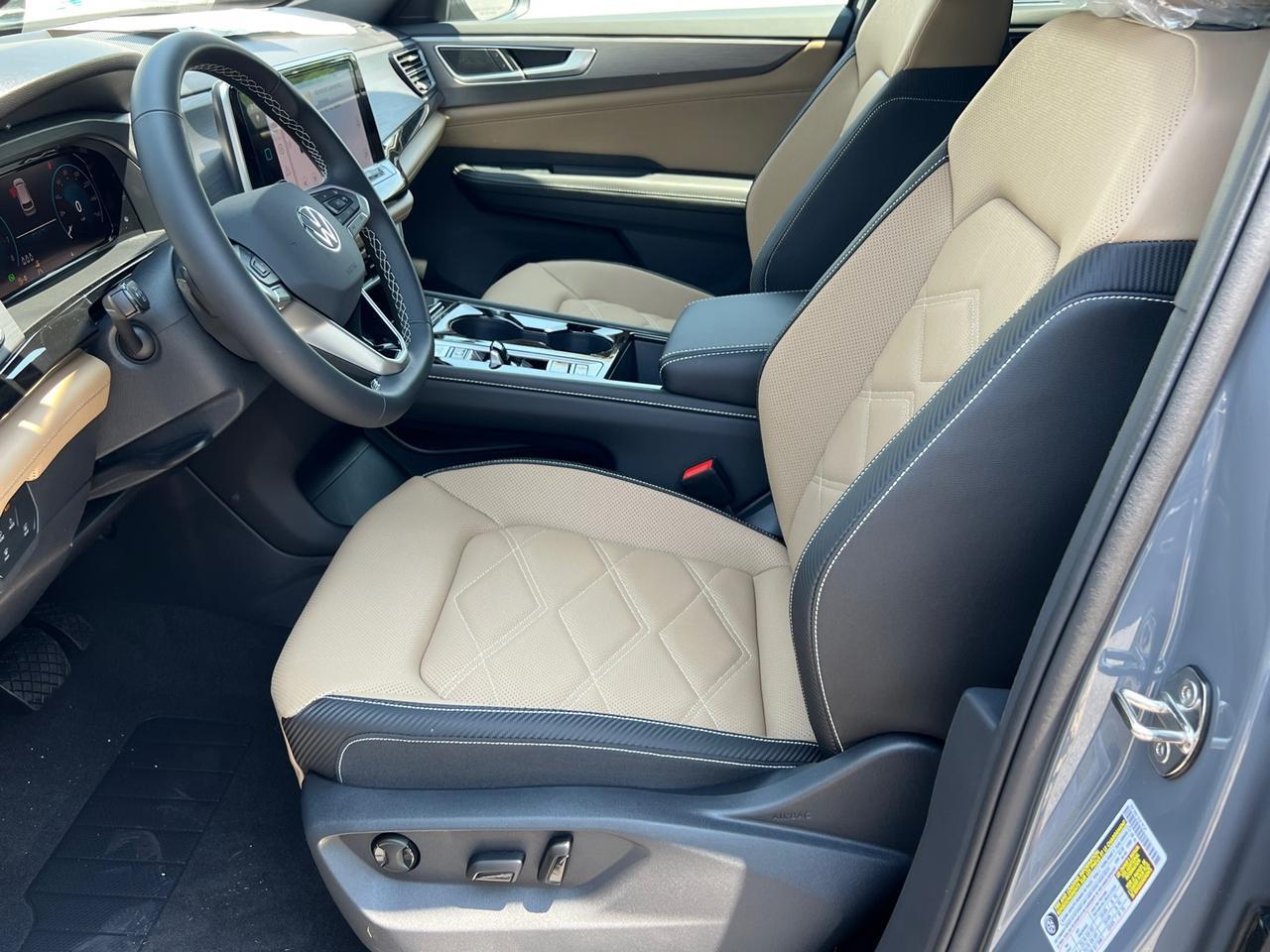 2025 Volkswagen Atlas Cross Sport 2.0T SE w/Technology Hagerstown MD