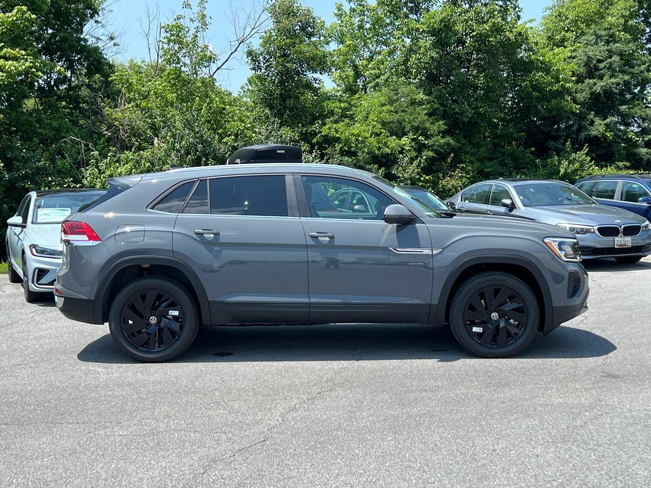 2025 Volkswagen Atlas Cross Sport 2.0T SE w/Technology Hagerstown MD