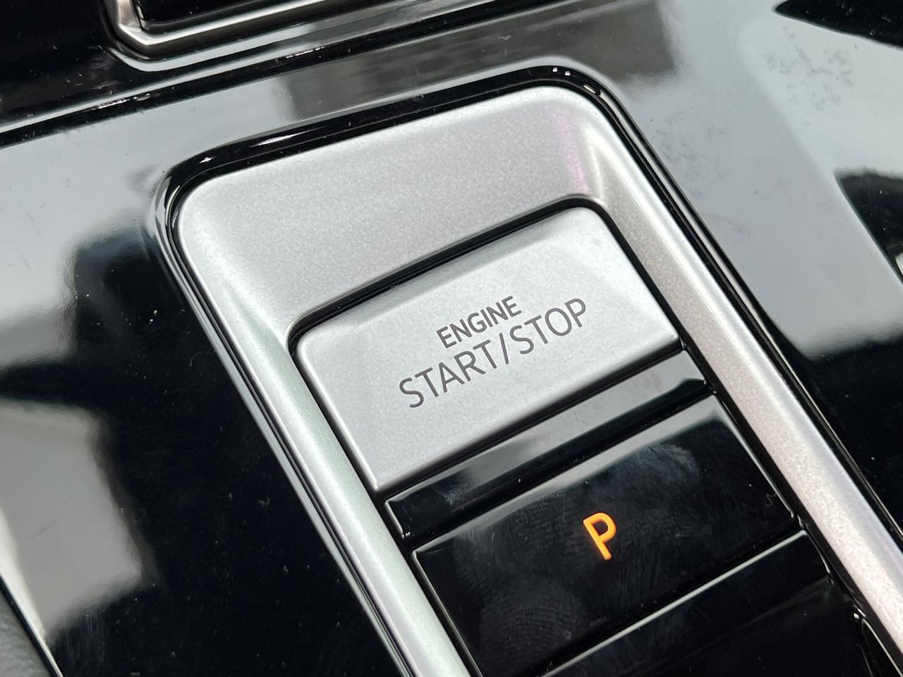 2025 Volkswagen Atlas Cross Sport 2.0T SE w/Technology Hagerstown MD