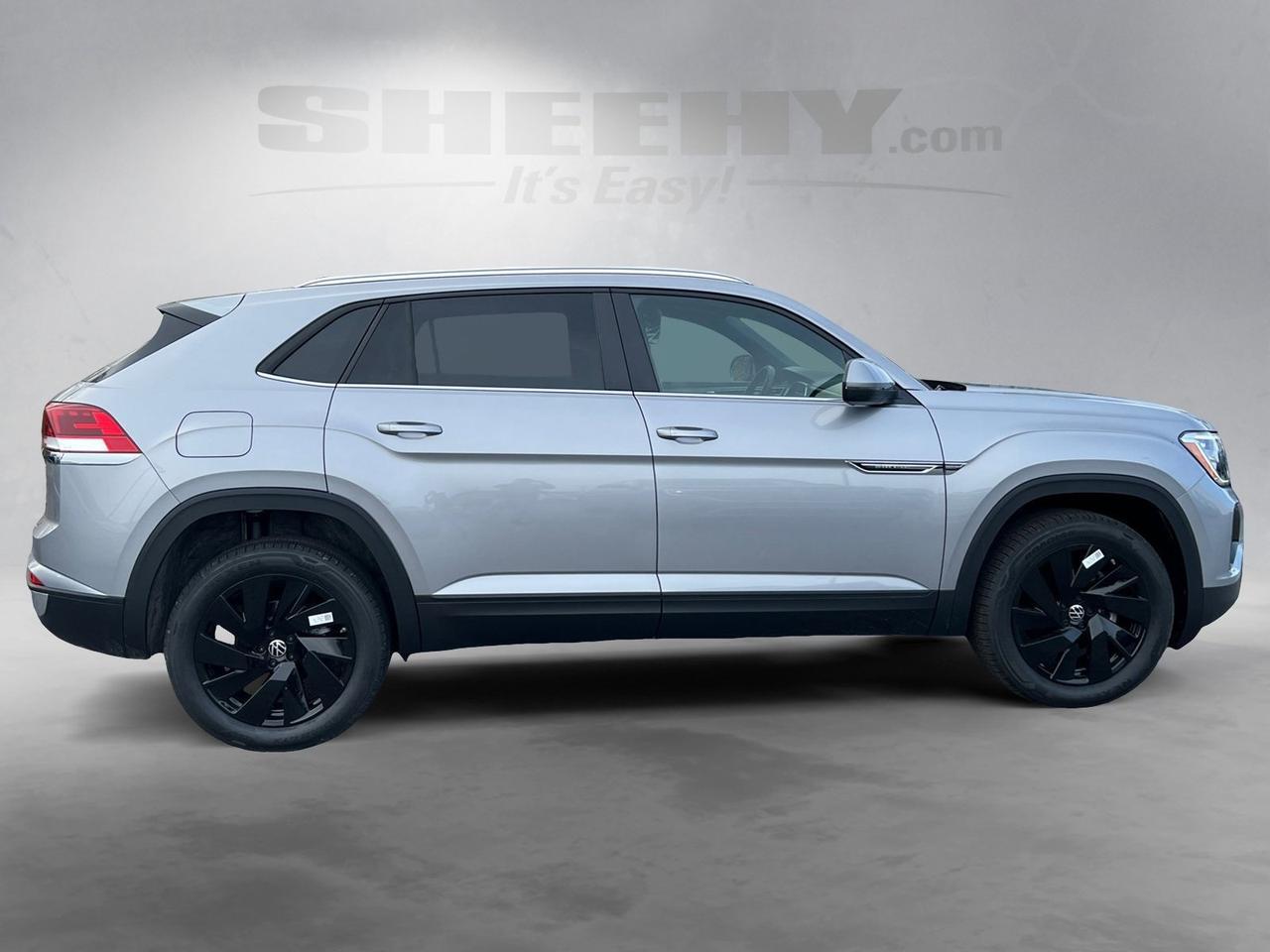 2025 Volkswagen Atlas Cross Sport 2.0T SE w/Technology Hagerstown MD