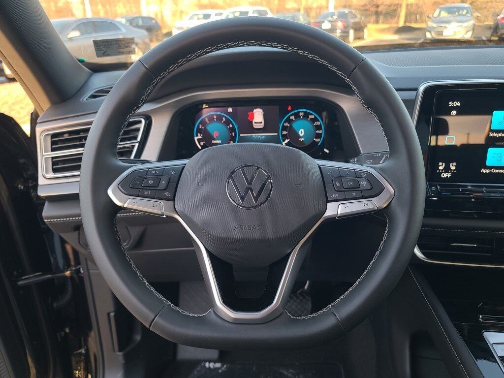 2025 Volkswagen Atlas Cross Sport 2.0T SE w/Technology Springfield VA