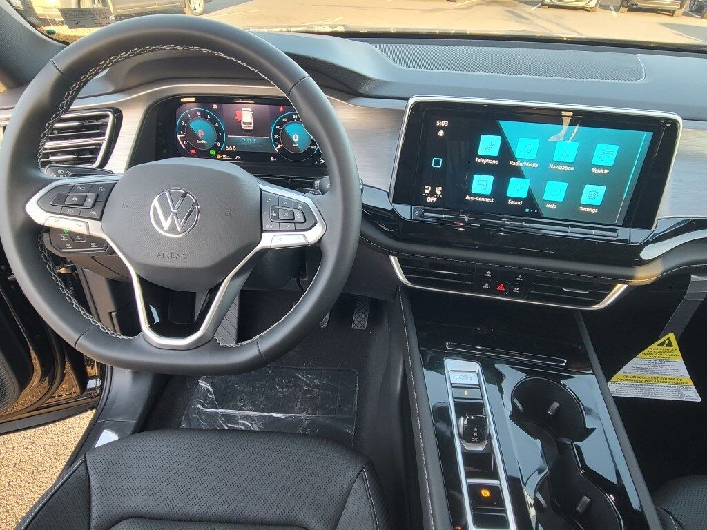 2025 Volkswagen Atlas Cross Sport 2.0T SE w/Technology Springfield VA